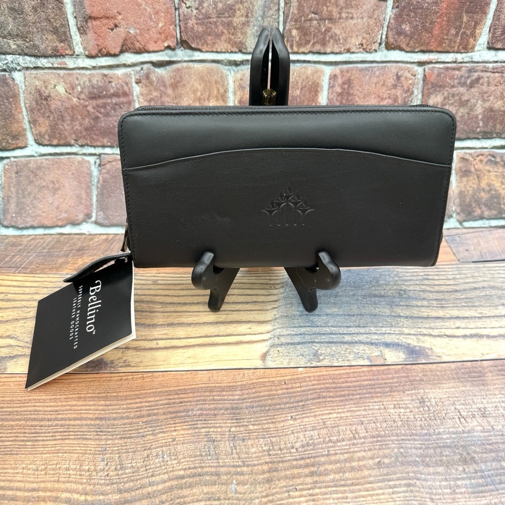 Bellino Genuine Leather Black Wristlet Clutch Wallet Zip  New Good Hope Bags